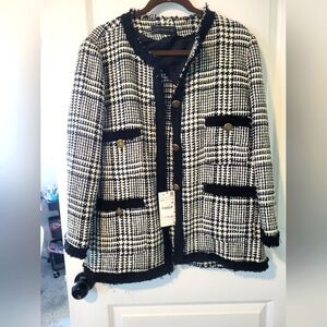 Zara Women's Black and White Tweed Jacket
